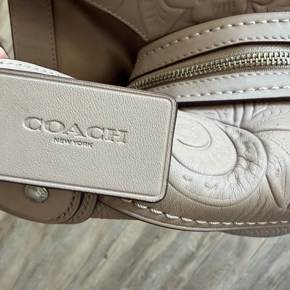 Coach Edie 31 Stone Pebbled Leather Shoulder Bag Tea Rose Tooling 12034